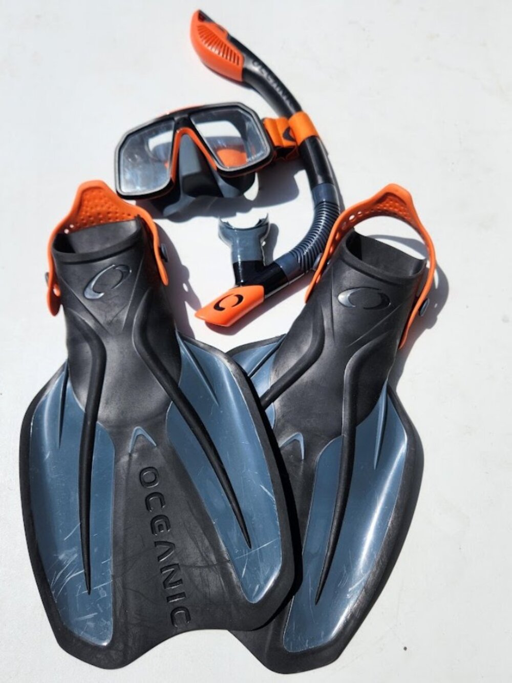 Snorkeling Gear Snorkel Set Mask Mouthpiece Fins Flippers Swimming Water Sports